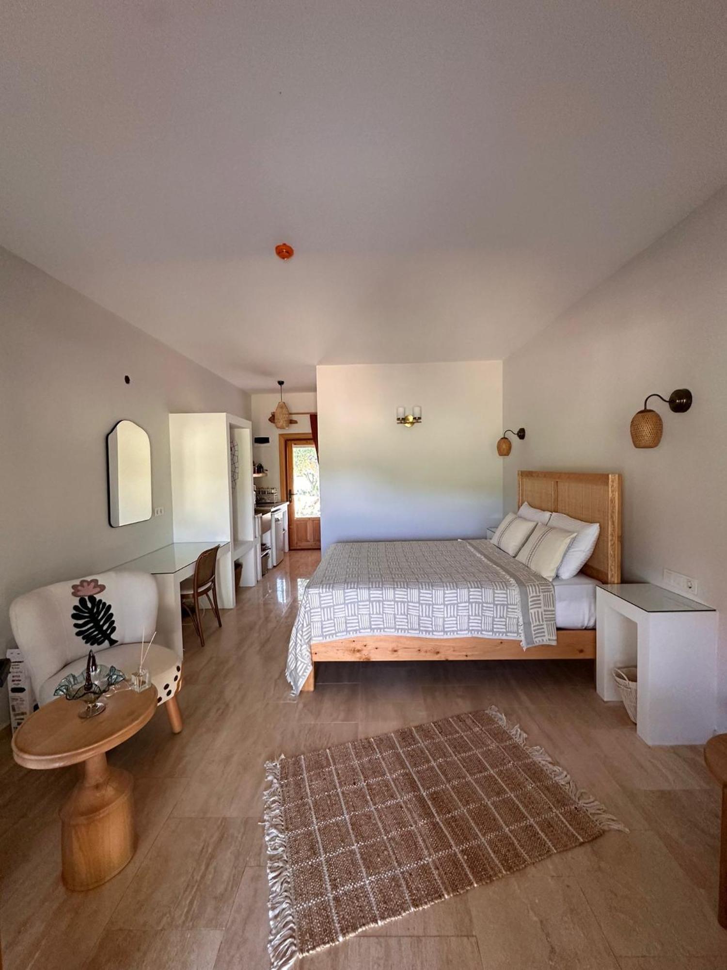 Kybele Garden Bed & Breakfast Kas Bagian luar foto