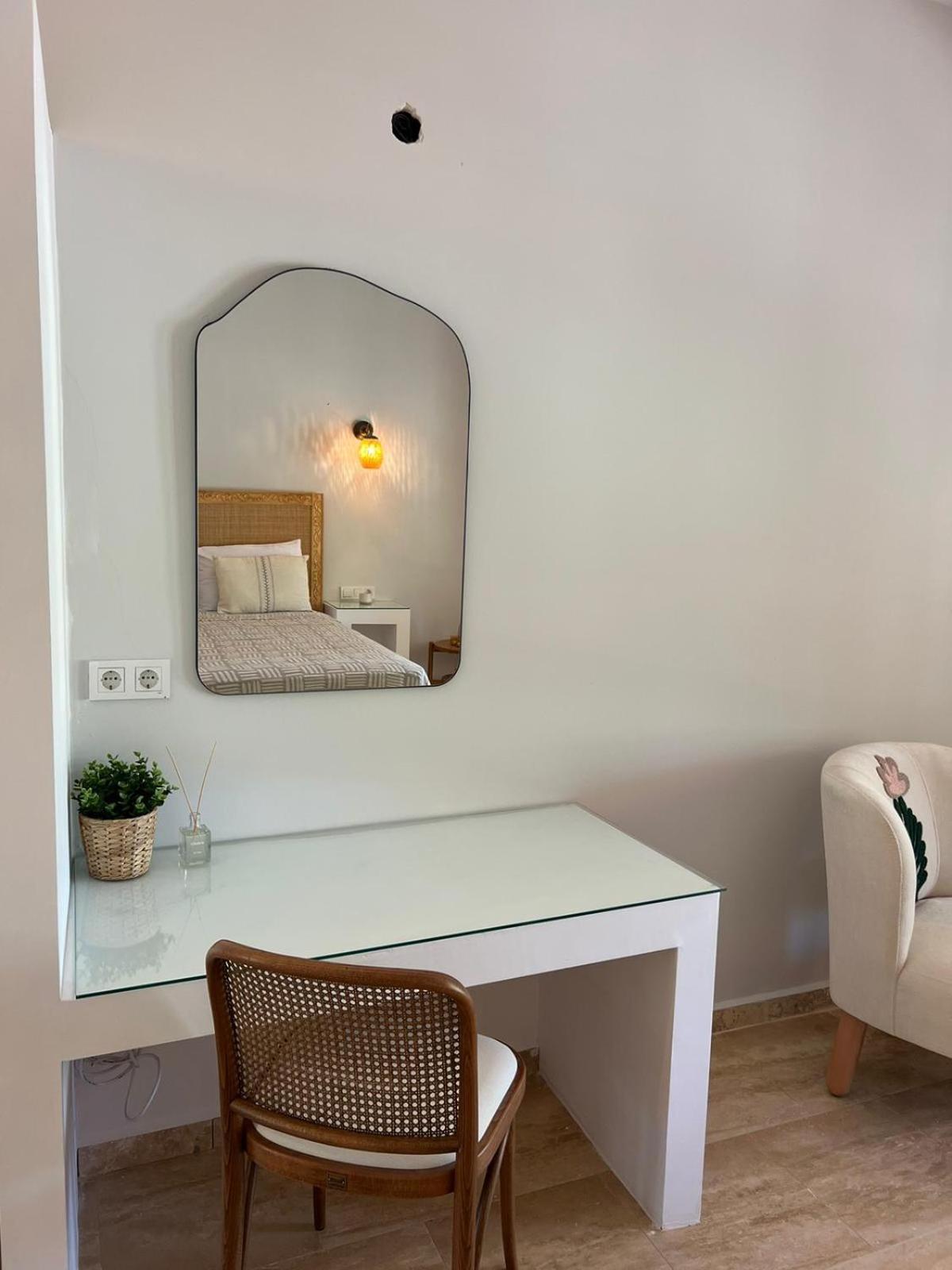 Kybele Garden Bed & Breakfast Kas Bagian luar foto