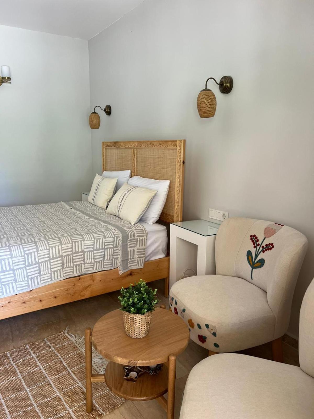 Kybele Garden Bed & Breakfast Kas Bagian luar foto